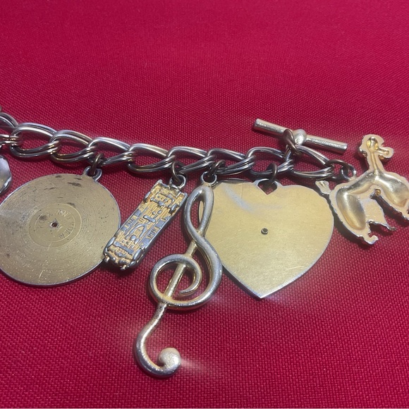 Vintage 1980s Gold-Tone Charm Bracelet – Poodle, Record, Rotary Phone, Clover - Picture 8 of 9
